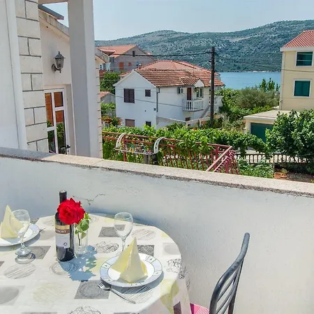 Mala Dalmacija Apartment *